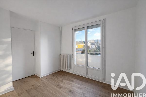 Location appartement 3 pièces 51 m² Bourgoin-Jallieu