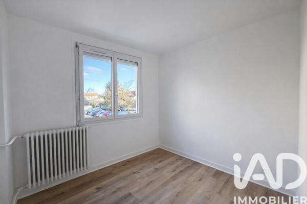 Location appartement 3 pièces 51 m² Bourgoin-Jallieu