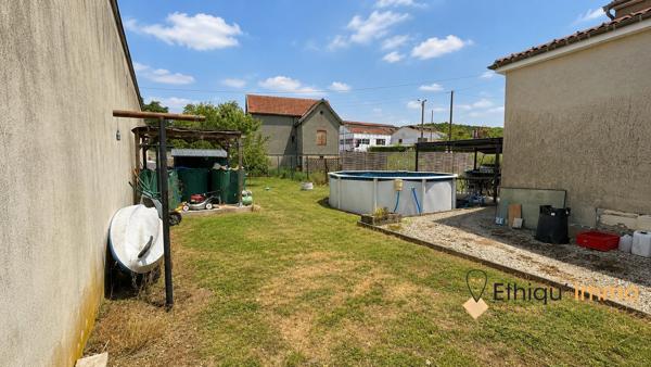 Immeuble de rapport avec commerce loué, logement et activité de location saisonnière – Bayard-sur-Marne