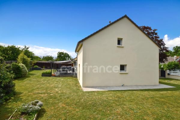 Maison 6 pièces, 163 m², grand garage, jardin