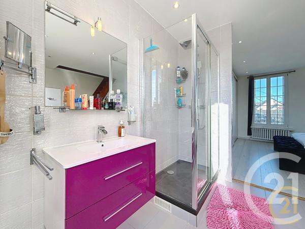 Maison à vendre  3 pièces - 137,80 m2 BONDY - 93