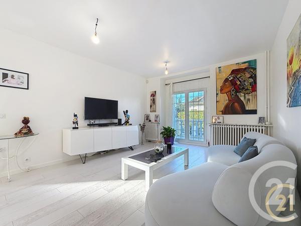 Maison à vendre  3 pièces - 137,80 m2 BONDY - 93