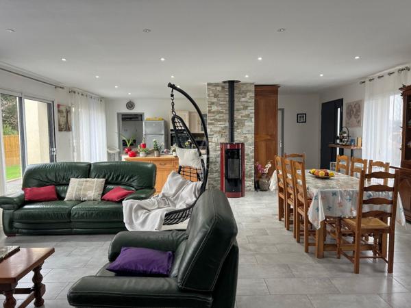 Belle propriété contemporaine de plain-pied