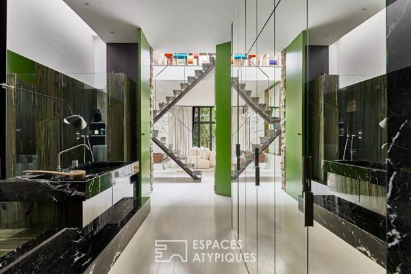 Iconique duplex esprit maison-loft à SoPi