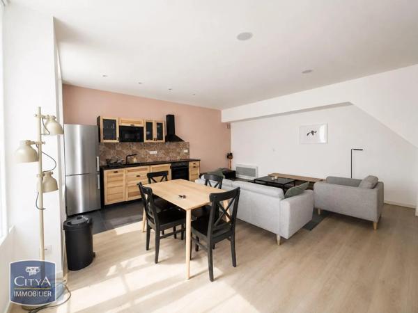 Appartement à louer 2 pièces 49.55m² Saint-Étienne (42000)