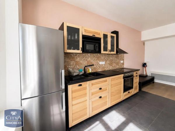 Appartement à louer 2 pièces 49.55m² Saint-Étienne (42000)