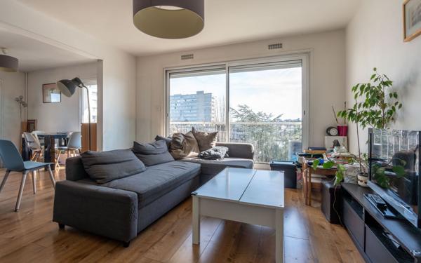 Appartement à vendre    4 pièces • 72 m2 Maisons-Alfort