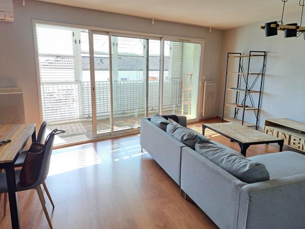 Bègles (33130) T3 de 72 m², meublé, 2 chambres avec terrasse