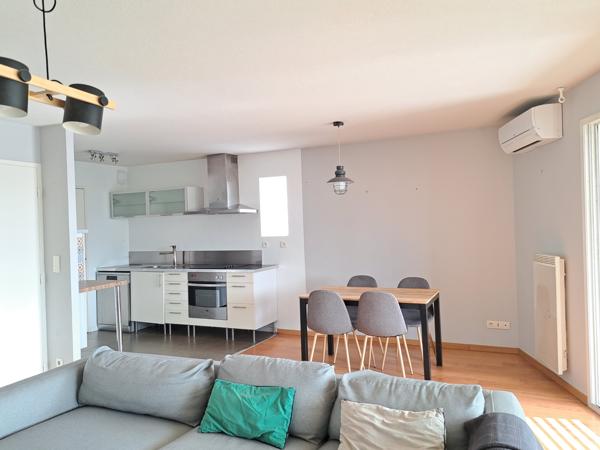 Bègles (33130) T3 de 72 m², meublé, 2 chambres avec terrasse