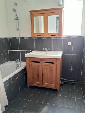 Bègles (33130) T3 de 72 m², meublé, 2 chambres avec terrasse