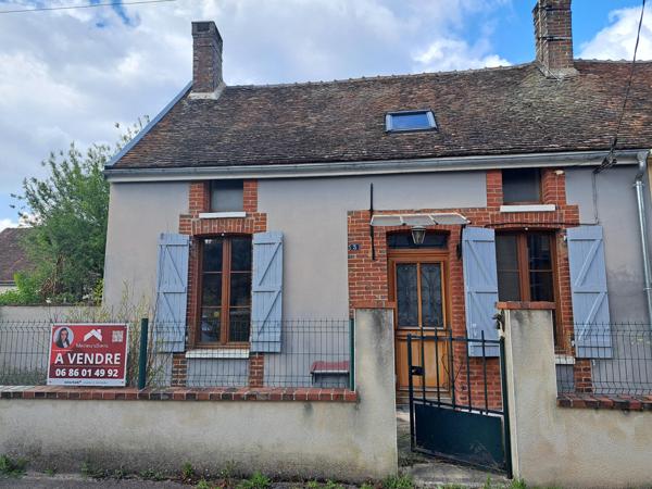Jolie maison ancienne 58m² en bordure de rû