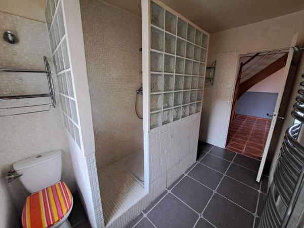 Jolie maison ancienne 58m² en bordure de rû