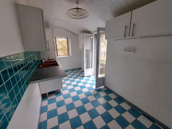 Jolie maison ancienne 58m² en bordure de rû