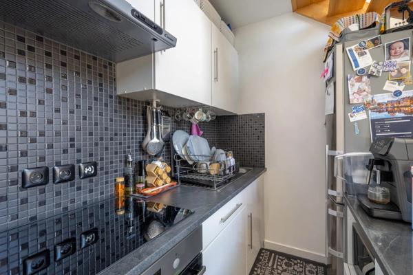 Studio de 35 m² avec chambre en mezzanine – Dernier étage – Parking – Immeuble de 2018