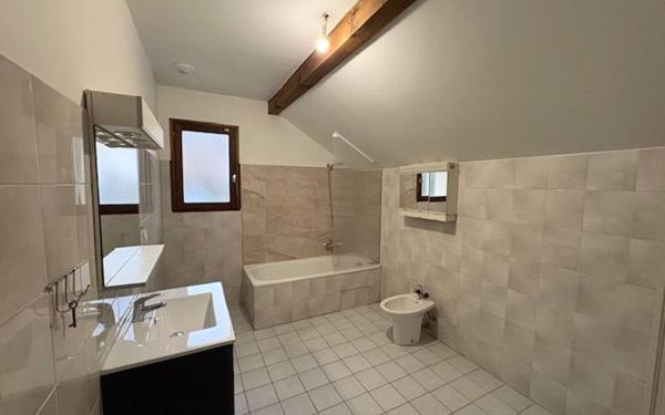 Maison à louer    5 pièces • 114,45 m2 Farges