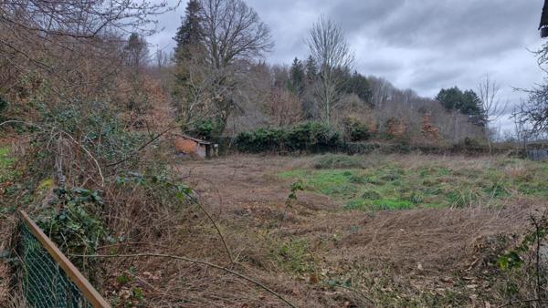 Maison de village avec terrain et garage à 150m