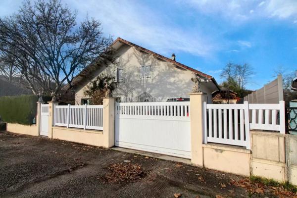 Vente Maison 7 pièces 195 m2 à Chazey-Bons