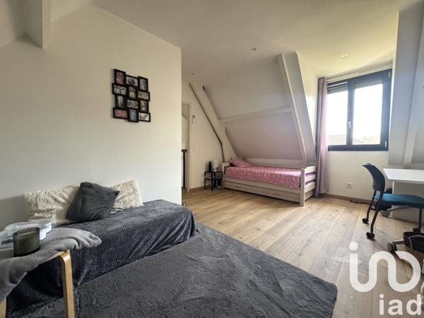 Maison à vendre 7 pièces 149 m² Sceaux