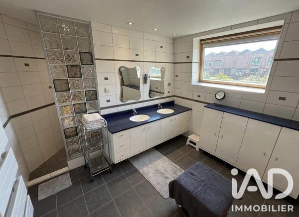 Immeuble à vendre 426 m² Roubaix