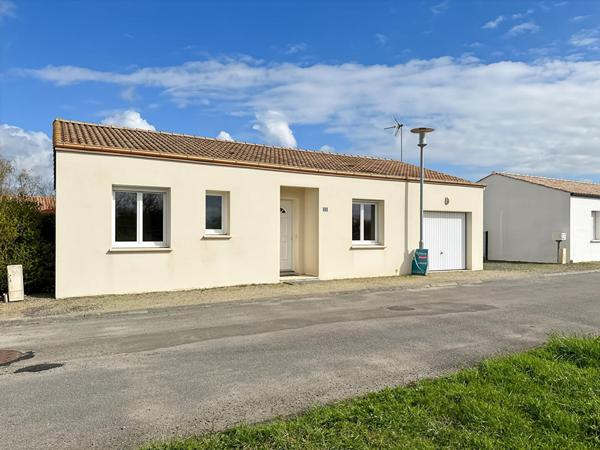 A vendre dans le bourg - Maison de plain-pied