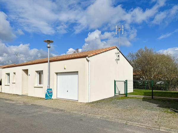 A vendre dans le bourg - Maison de plain-pied