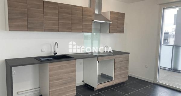 Location Appartement 3 pièces 65.56 m² - Bordeaux 33300