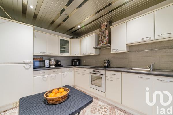 Appartement 3 pièces de 70 m² à Illzach (68110)