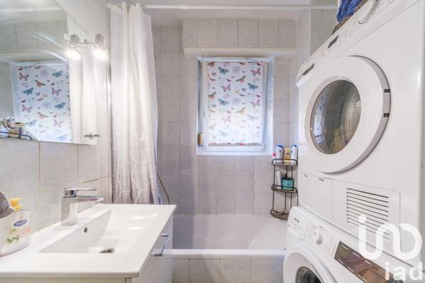 Appartement 3 pièces de 70 m² à Illzach (68110)