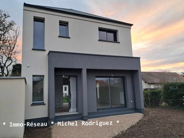 Maison à SAINT PRYVE SAINT MESMIN (45750)