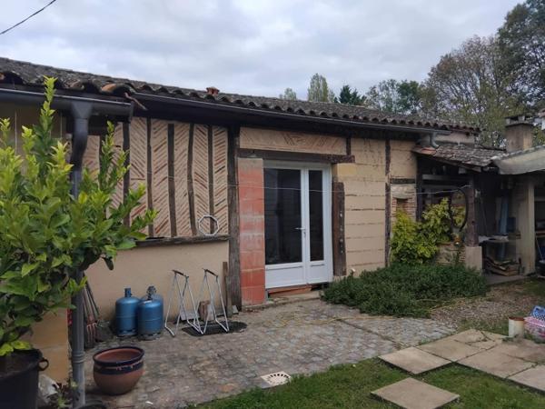 Belle maison individuelle de ville de