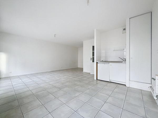 Location appartement La Roche Sur Yon : 535 € - AJP Immobilier La Roche-sur-Yon