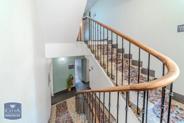 Immeuble à vendre 1000m²