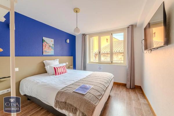 Immeuble à vendre 1000m²