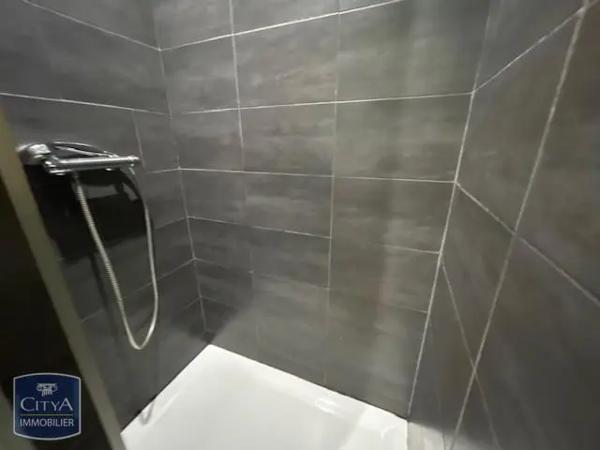 Local commercial à louer 53.91m²