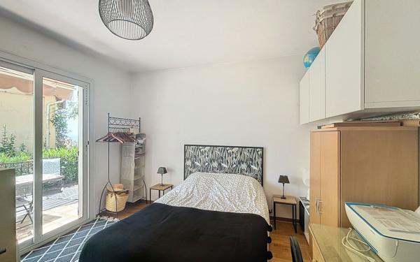 Appartement à vendre    4 pièces • 90 m2 Le Cannet