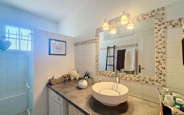 Appartement à vendre    4 pièces • 90 m2 Le Cannet