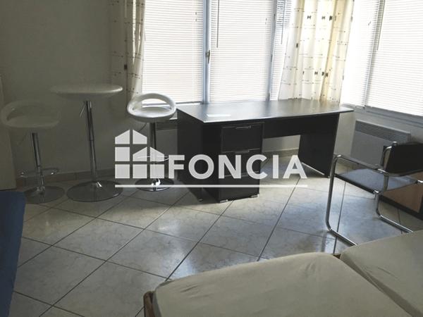 Location Studio meublé 31.2 m² - 64 RUE RAYMOND POINCARE Nancy 54000
