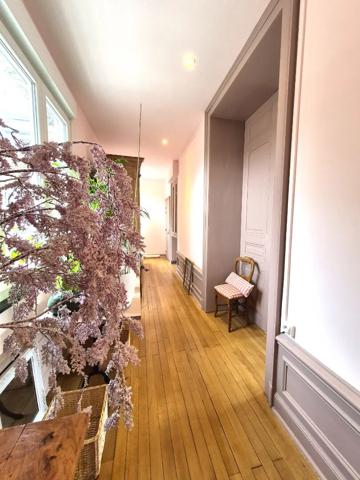 Appartement à vendre 3 pièces 142.5m² Cambrai (59400)