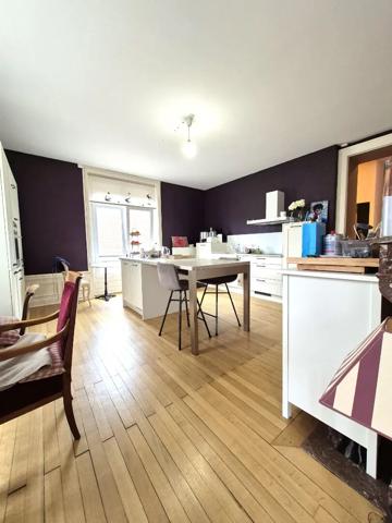 Appartement à vendre 3 pièces 142.5m² Cambrai (59400)