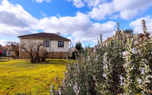 Maison à vendre    4 pièces • 75 m2 Épône