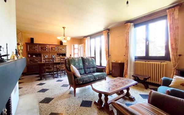 Maison à vendre    4 pièces • 75 m2 Épône