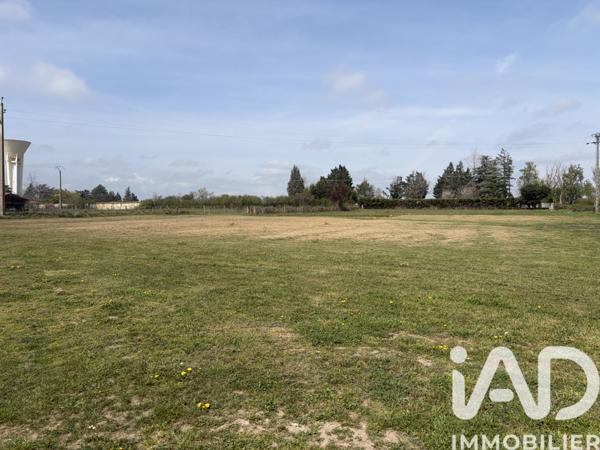 Terrain à vendre 1 280 m² Saint-Étienne-le-Molard