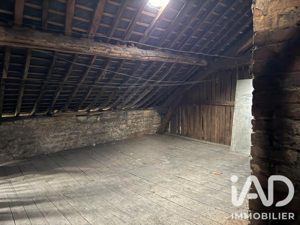 Immeuble à vendre 1 000 m² Sedan