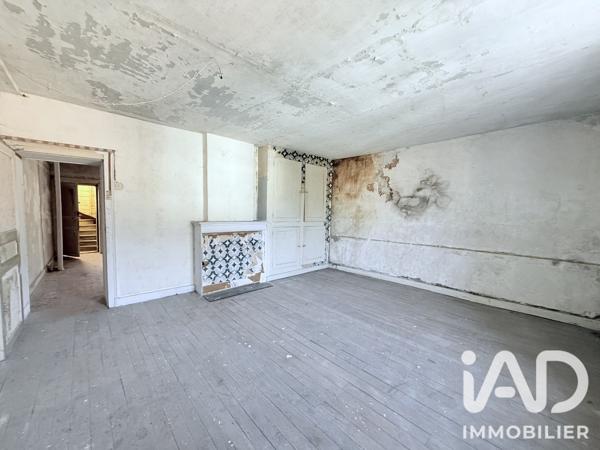 Immeuble à vendre 1 000 m² Sedan