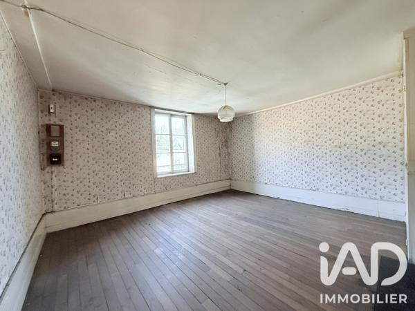 Immeuble à vendre 1 000 m² Sedan