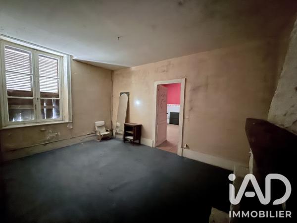 Immeuble à vendre 1 000 m² Sedan