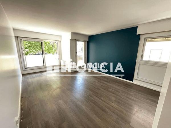 Location Studio 43 m² - 7 BLD GEORGES SEURAT Neuilly 92200