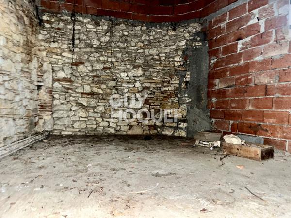 Grande maison familiale avec annexe et terrain à Espère