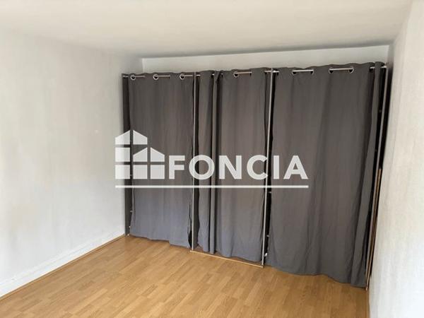 Location Appartement 2 pièces 39.4 m² - 91 RUE DU FBG SAINT MARTIN Paris 75010