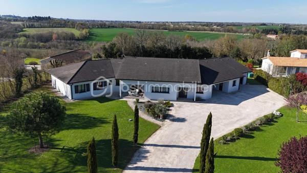 Maison contemporaine de 257 m²